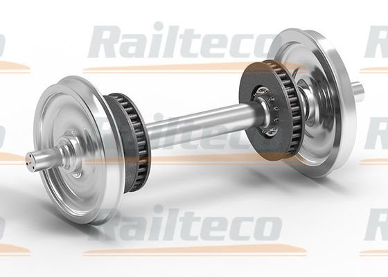 Demiryolu Yolcu Arabası Tekerlek Setleri Fren Diskli İyi Durgunluk İnsanlaştırılmış Tasarım