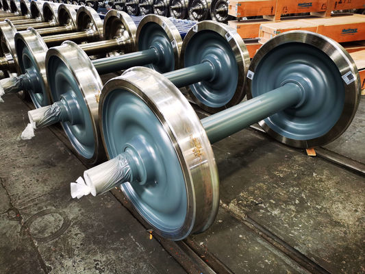 철도 워크 휠 세트 AAR / EN / TB 표준 철도 휠 및 축 조립을 충족